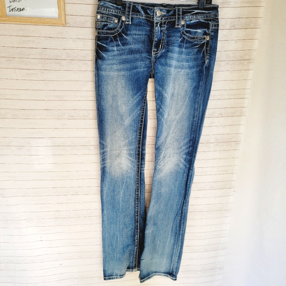 MISS ME SIGNATURE BOOT, SZ 30 LIGHT WASH
